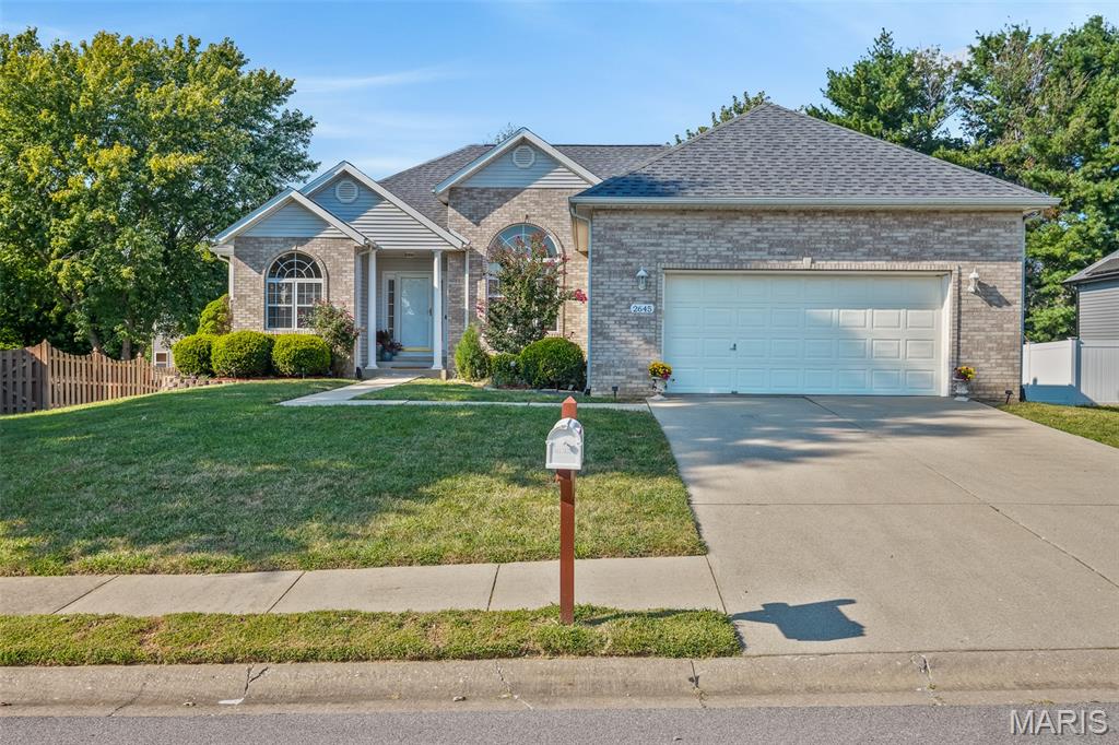 2645 Katrine Lake Drive — photo