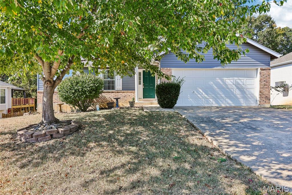 2038 Peine Forest Drive — photo