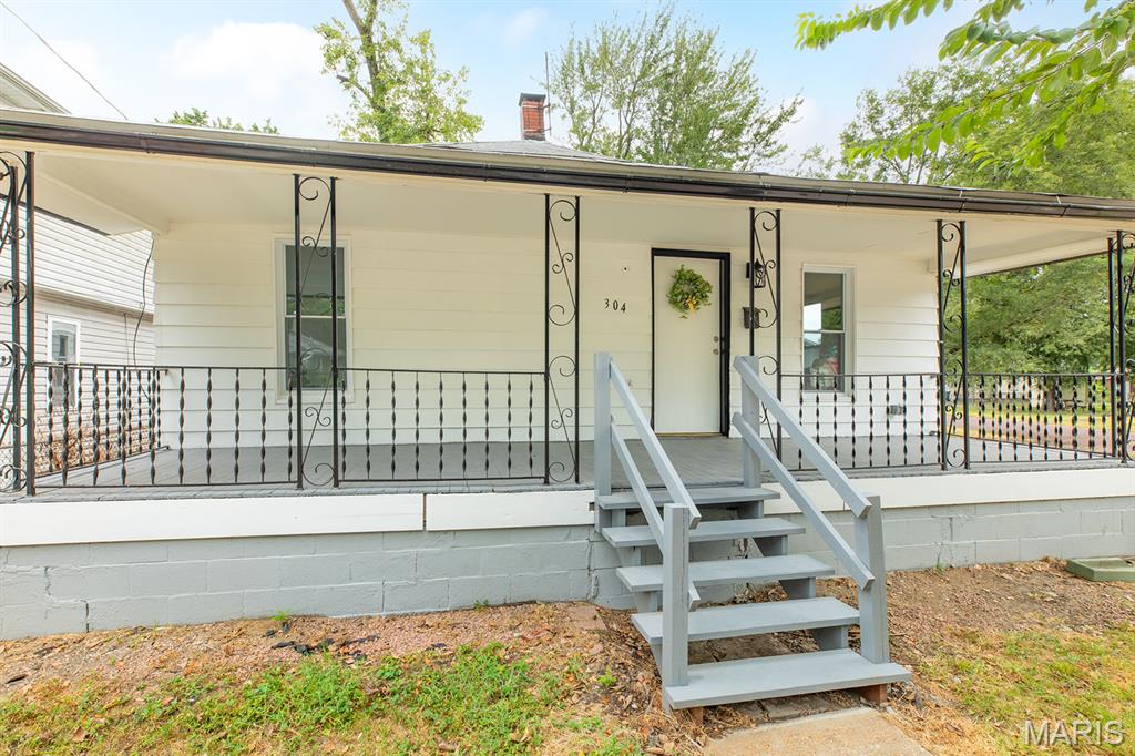 304 S Pence Street — photo