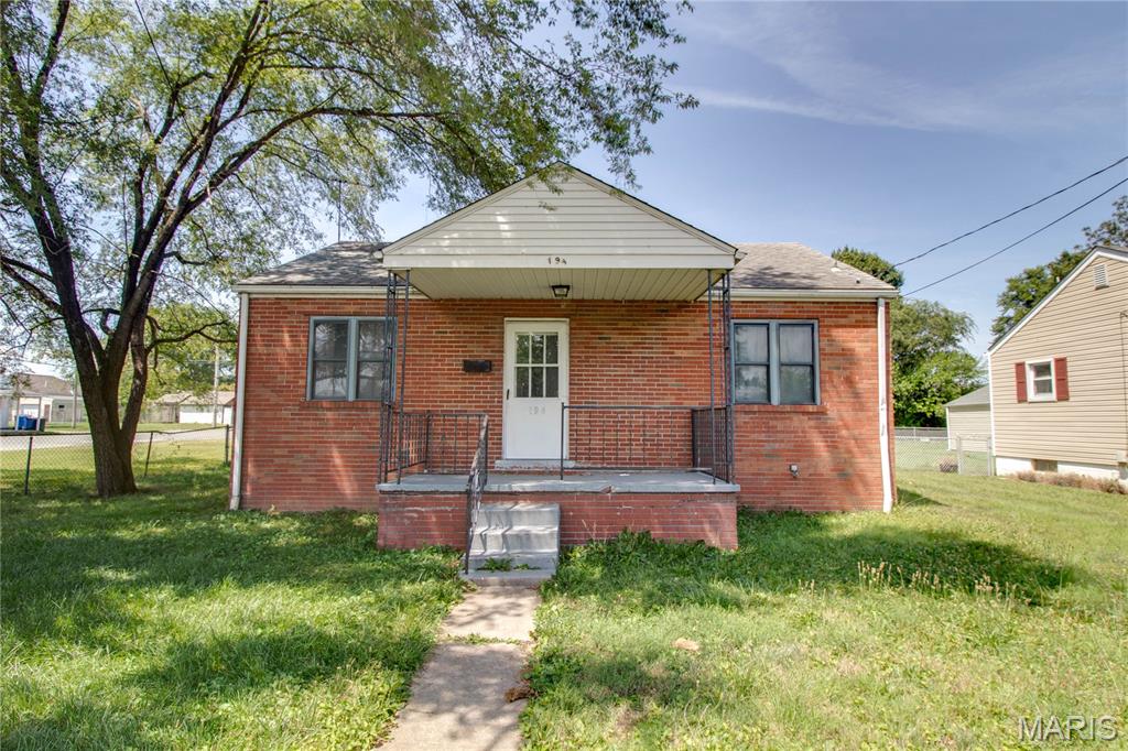 194 S Pence Street — photo