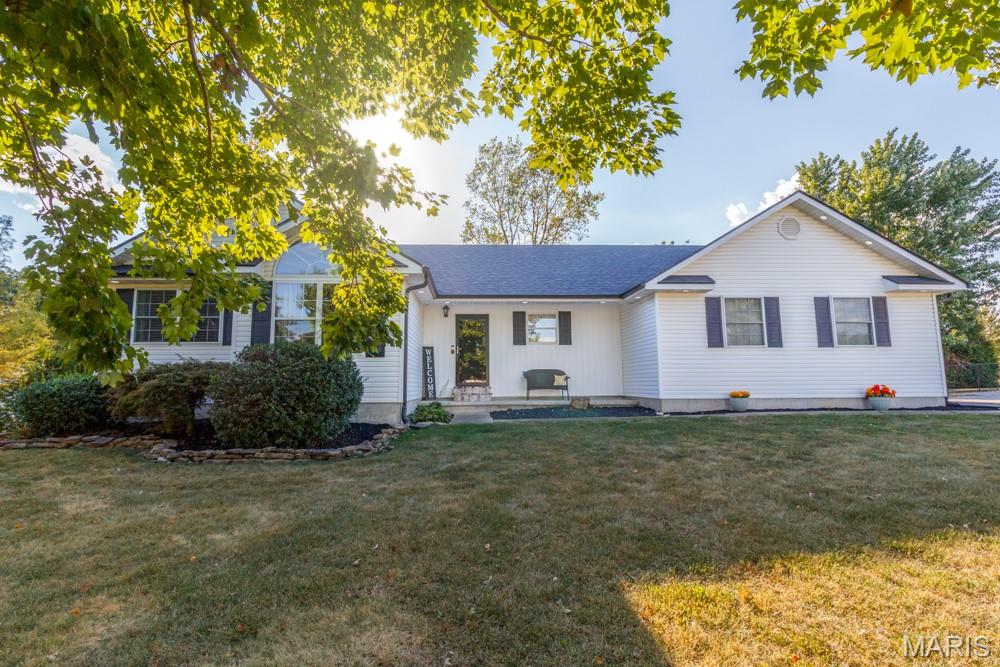 23123 Roselawn Drive — photo