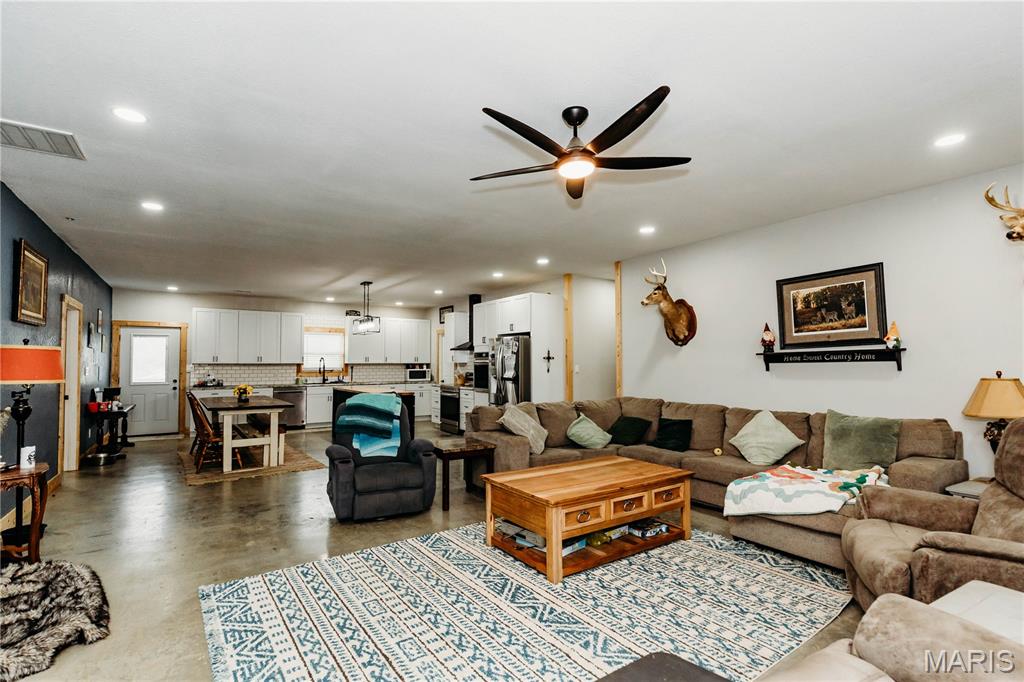 22950 Pin Oak Drive — photo