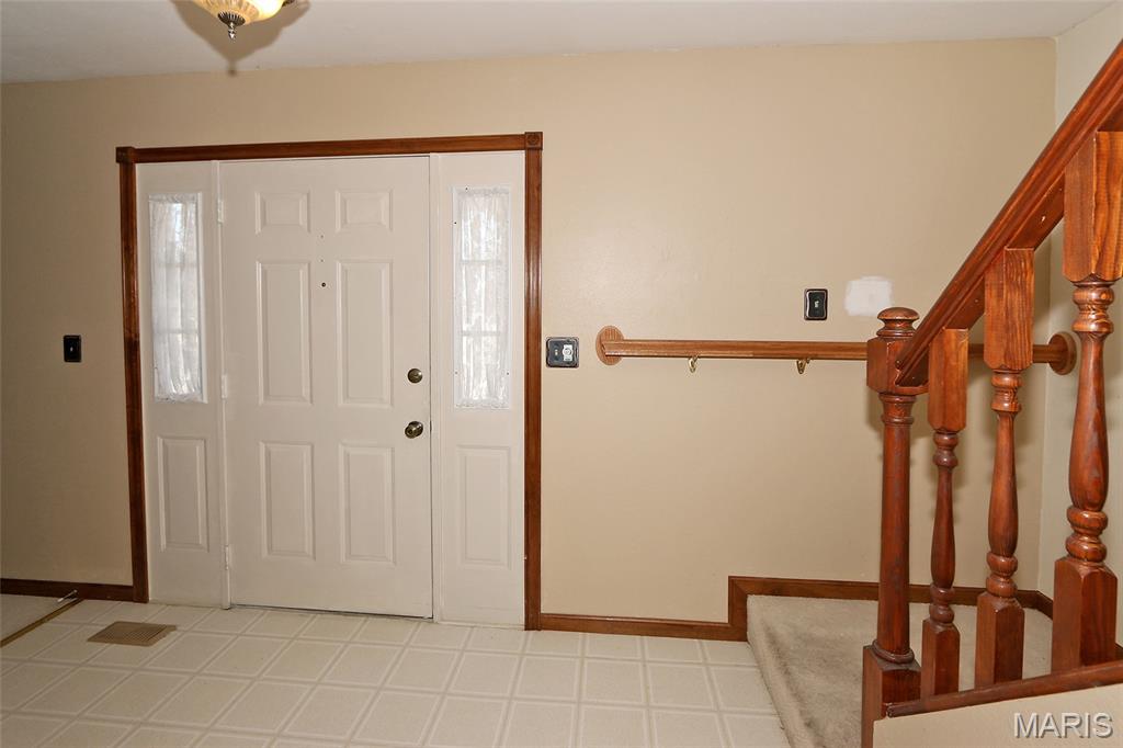 1908 Saint Johns Crossing, Arnold, MO 63010 — photo 2