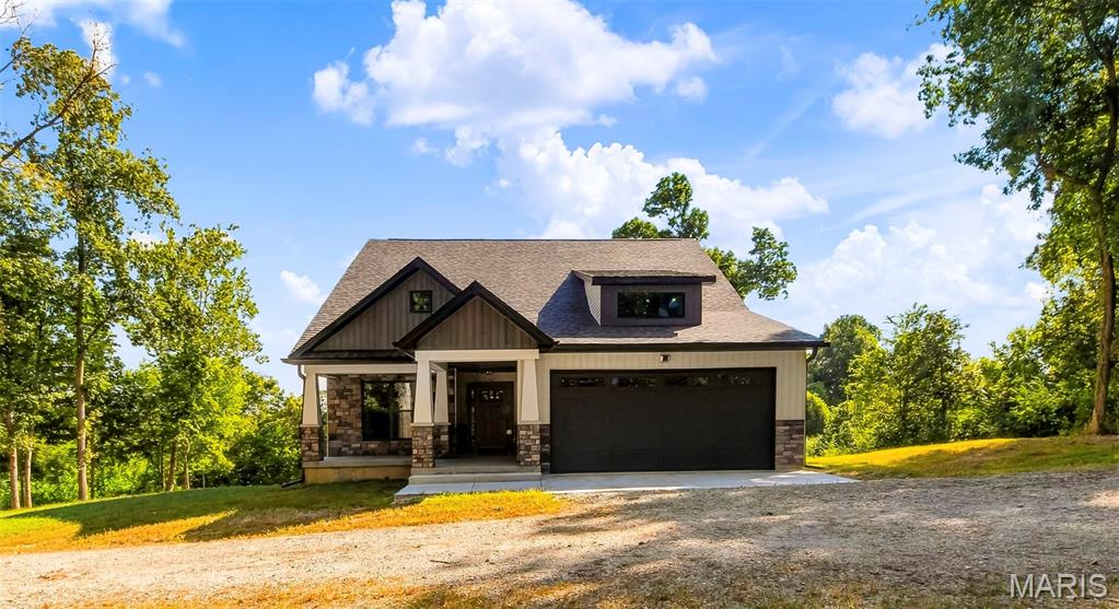 120 Hunters Hollow Lane — photo