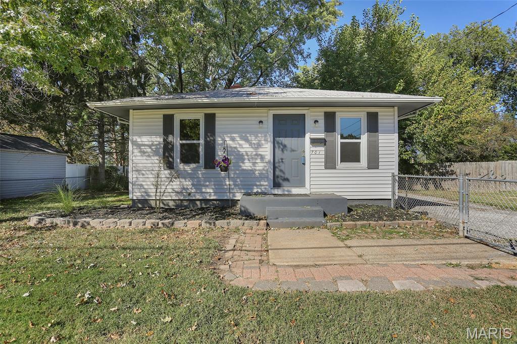 701 Victory Drive — photo