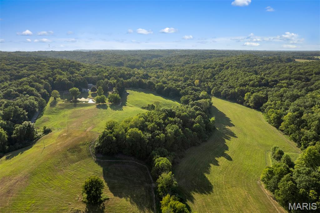 537 Morber Road, Ava, IL 62907
