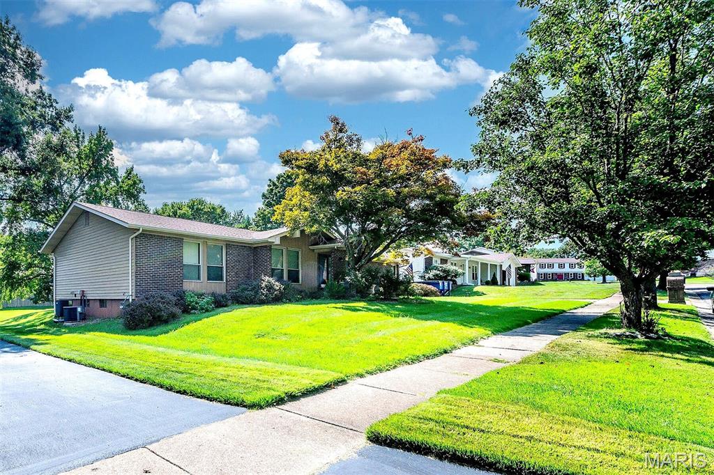 12834 Branchmont Court — photo