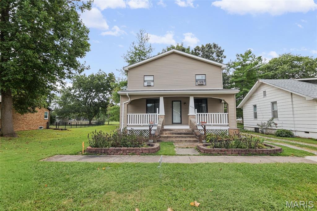 407 E 4th Street, O'Fallon, IL 62269 — photo 2