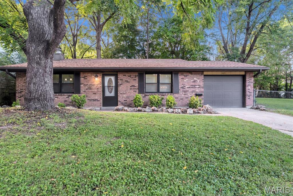 409 E 11th Street E, Washington, MO 63090 — photo 2