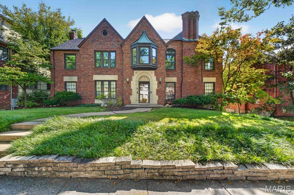 7510 York Drive — photo