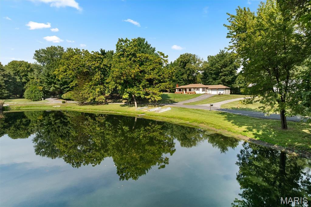 11 Pine Lake Drive — photo