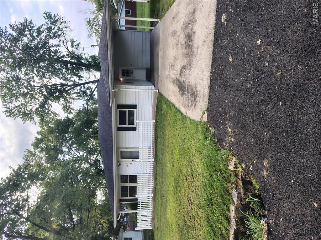 1717 Montgomery Street — photo