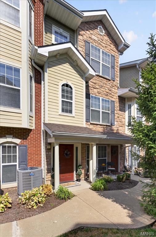 2630 McKnight Crossing Court — photo