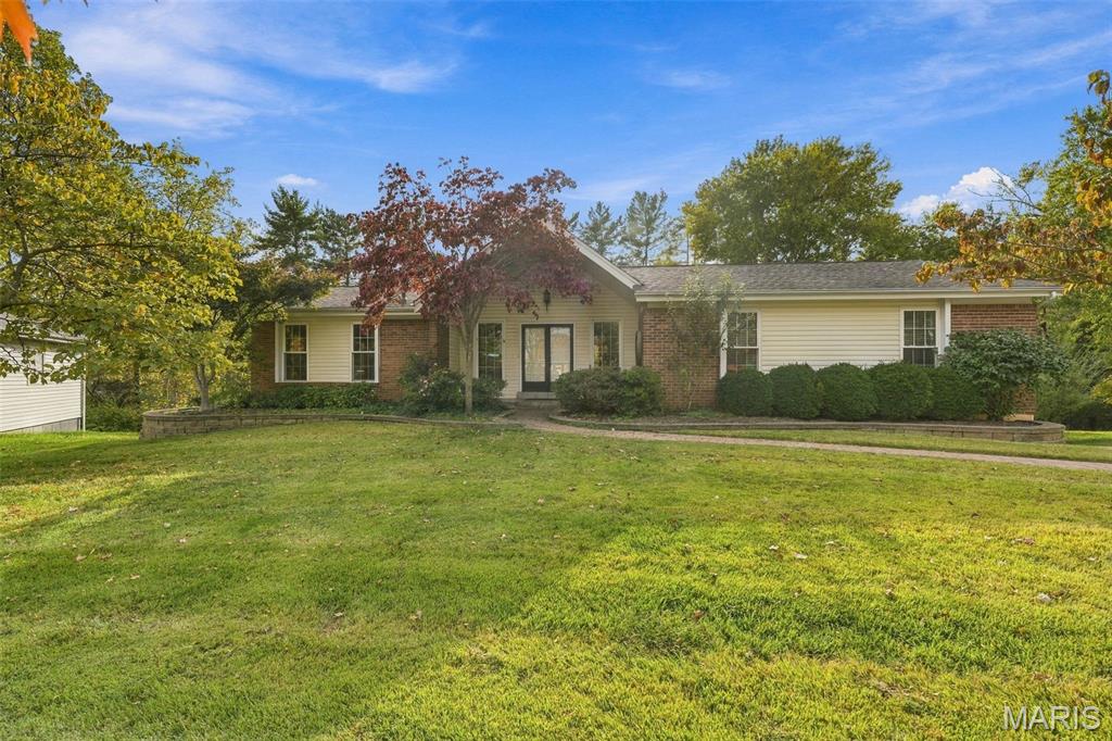 1709 Howehill Court — photo