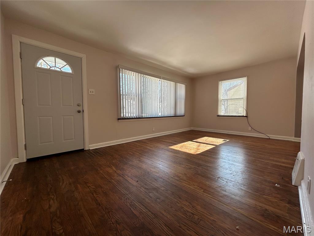 6325 Everett Drive, St Louis, MO 63134 — photo 2