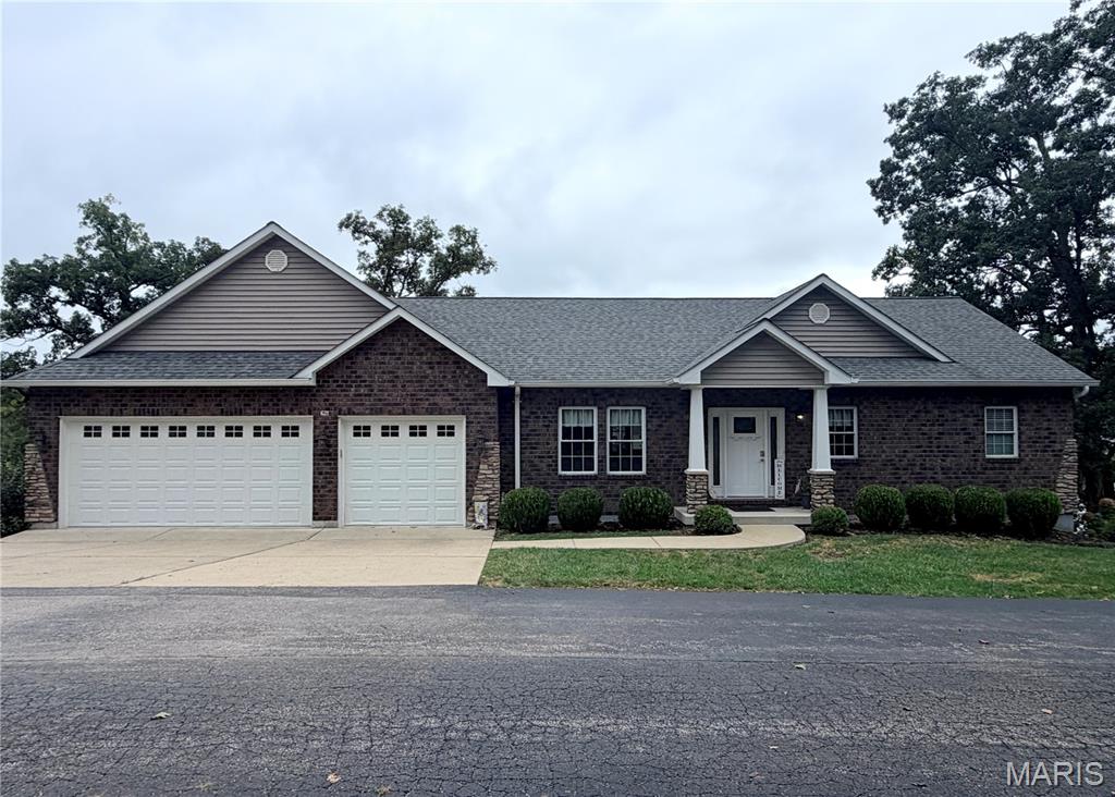 621 Bridgewater Lakeview Terrace — photo