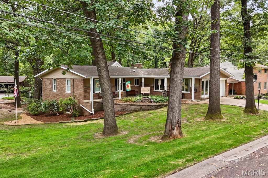 18 Rue Deau Ville Drive — photo