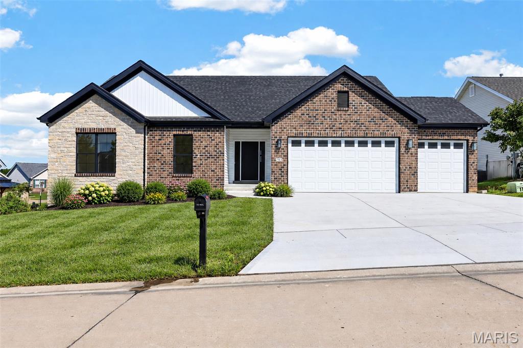 703 Vista Springs Court — photo