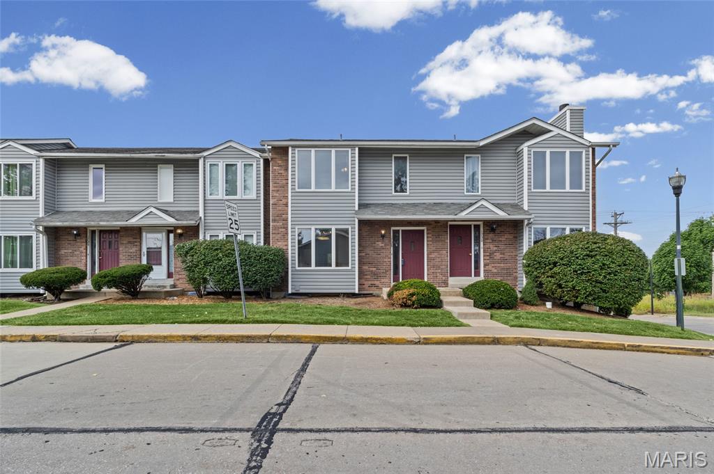 1728 Forest Hills Drive B — photo