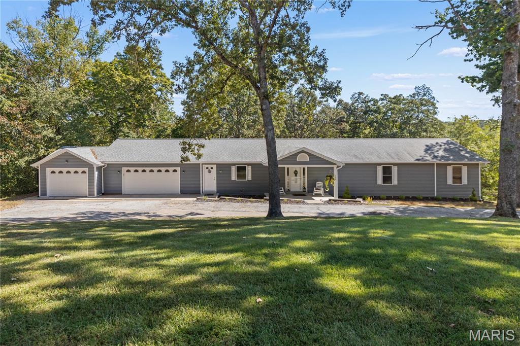 166 Grand View Drive — photo