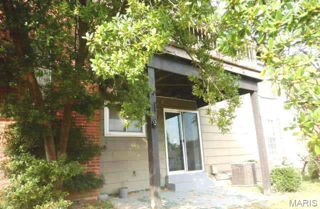 6671 Flowerfield Lane B — photo