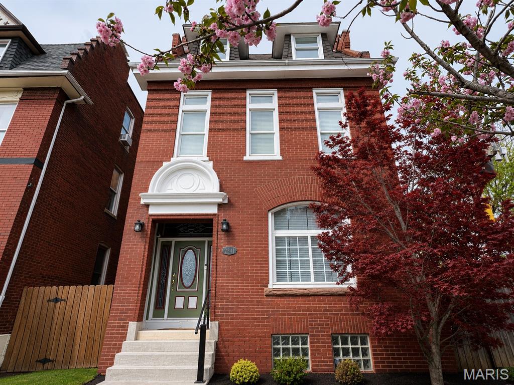 2241 Shenandoah Avenue — photo