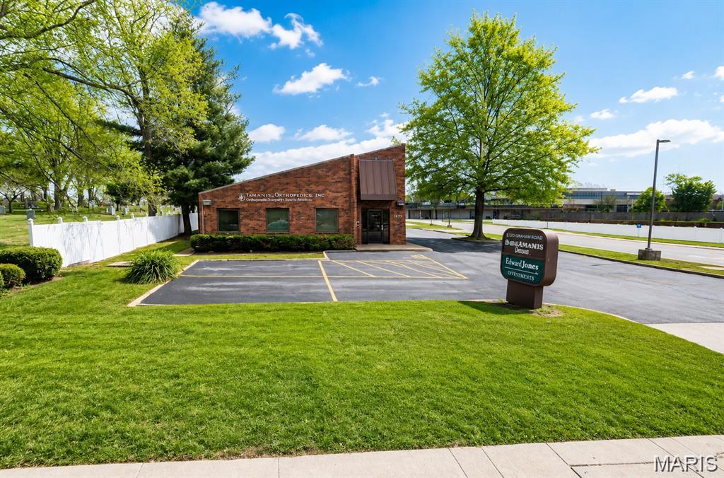 1120 Graham Road — photo