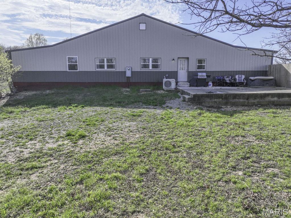 2052R State Road Jj — photo