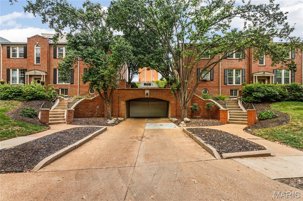 827 Westwood Drive 3E — photo
