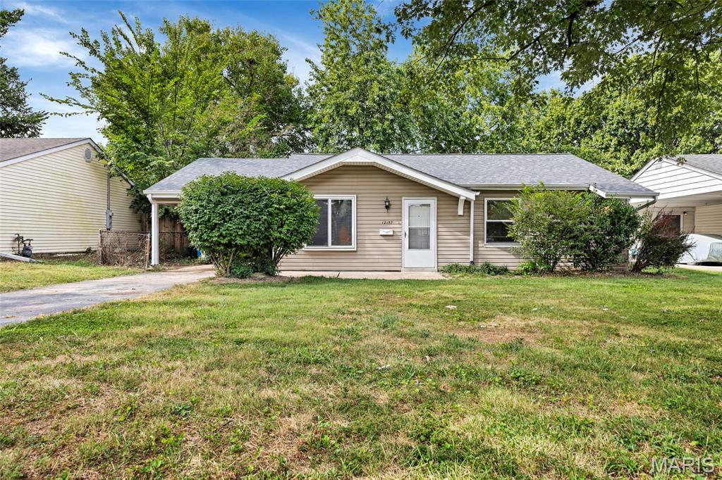 12157 Parkwood Place — photo