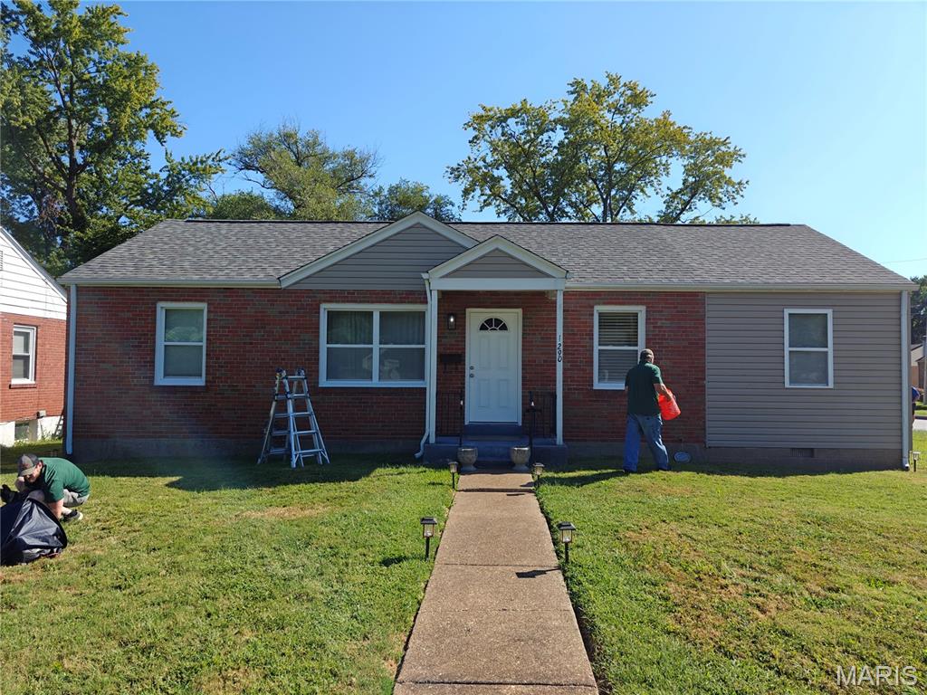 1290 S New Florissant Road — photo