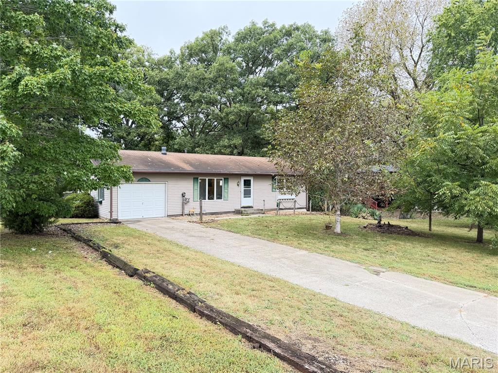 16825 Lakeside Drive — photo