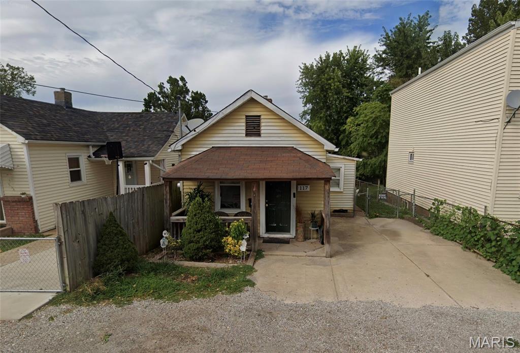 117 W Cartwright Avenue — photo