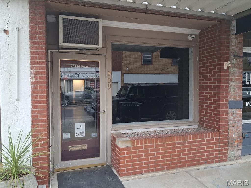 209 N. Main Street — photo