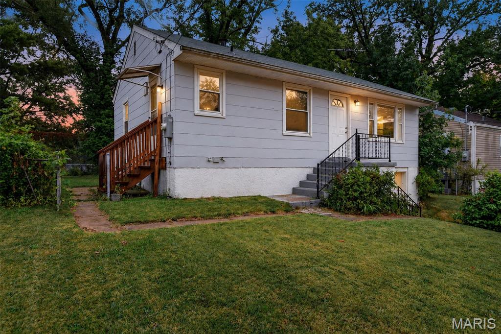 10160 Cloverdale Drive — photo