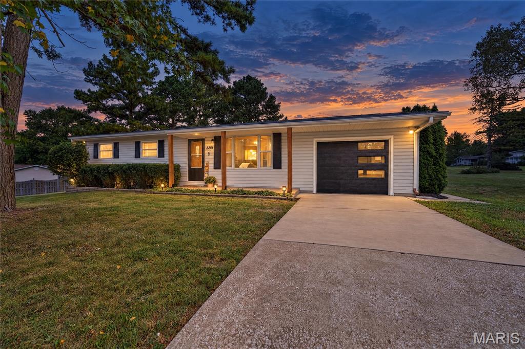 2251 Holly Drive — photo