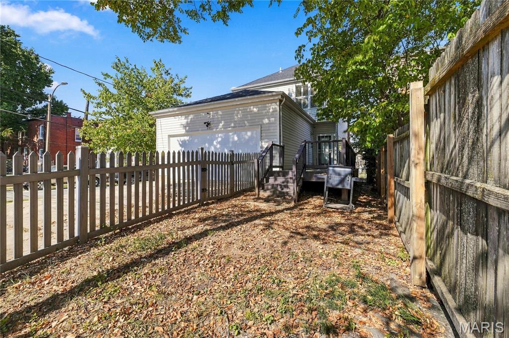 Home in St Louis, MO 63104 — photo 3