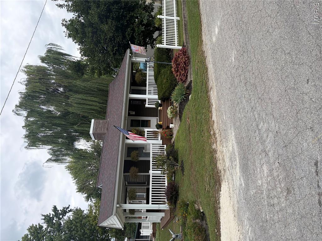 210 S Main Cross Street — photo