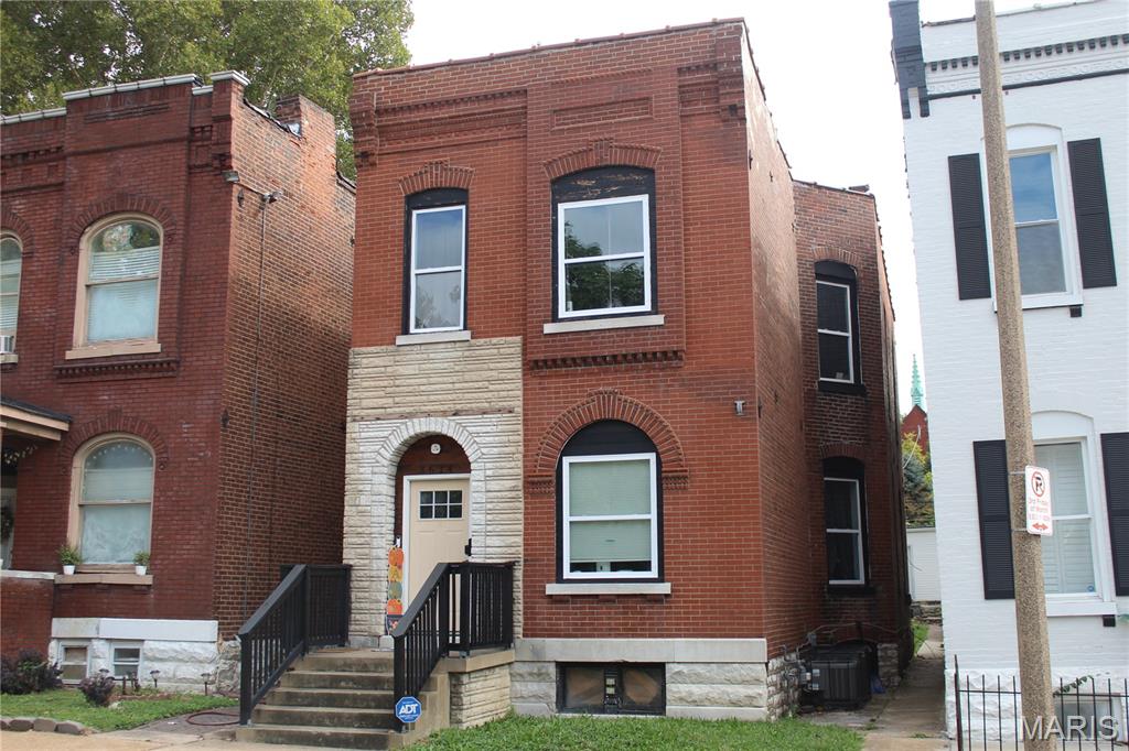 3614 Iowa Avenue — photo