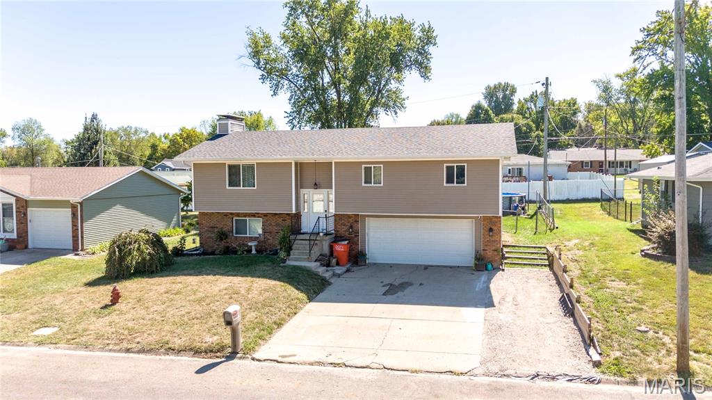 1310 Thistle Drive — photo