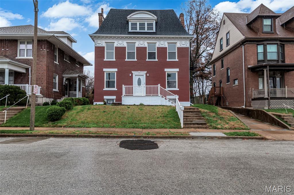 14 Parkland Place — photo