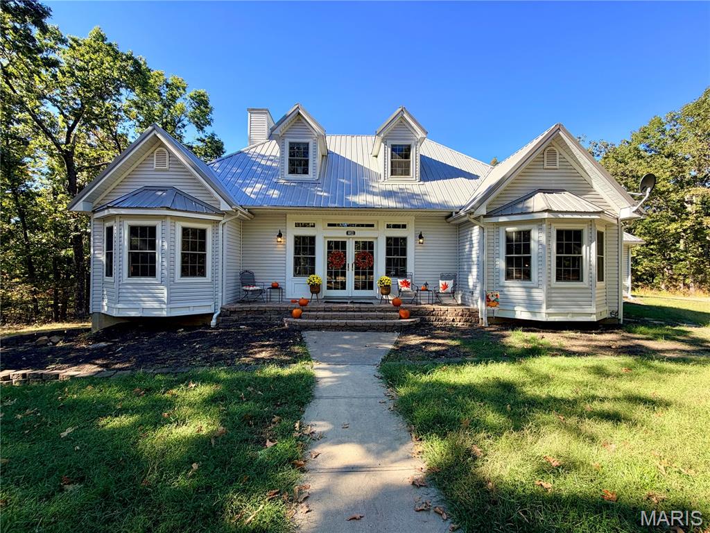 6023 Lake Point Drive — photo
