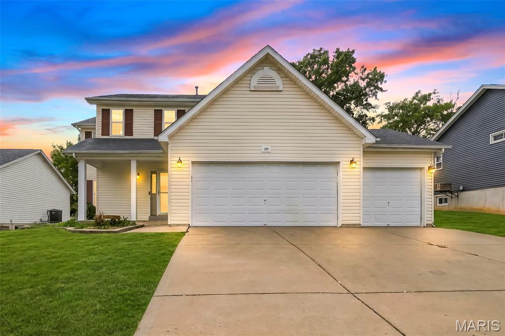 242 Ashford Oaks Drive — photo