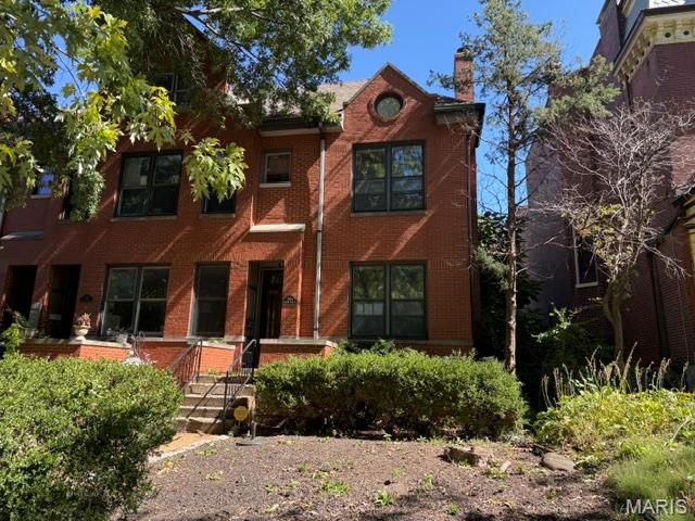 1904 Compton Hill Place — photo