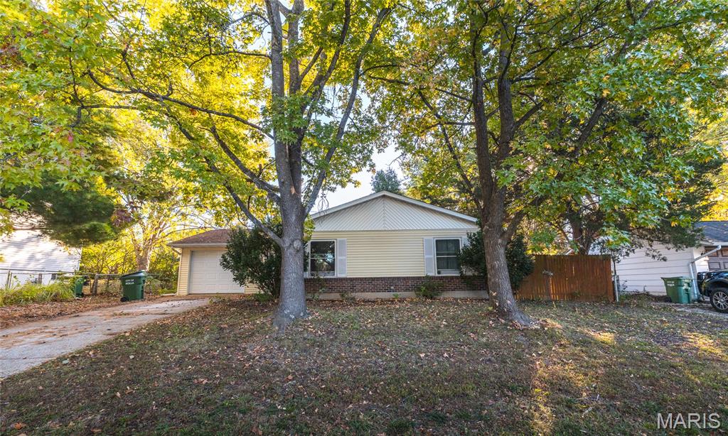 302 Fox Creek Road — photo