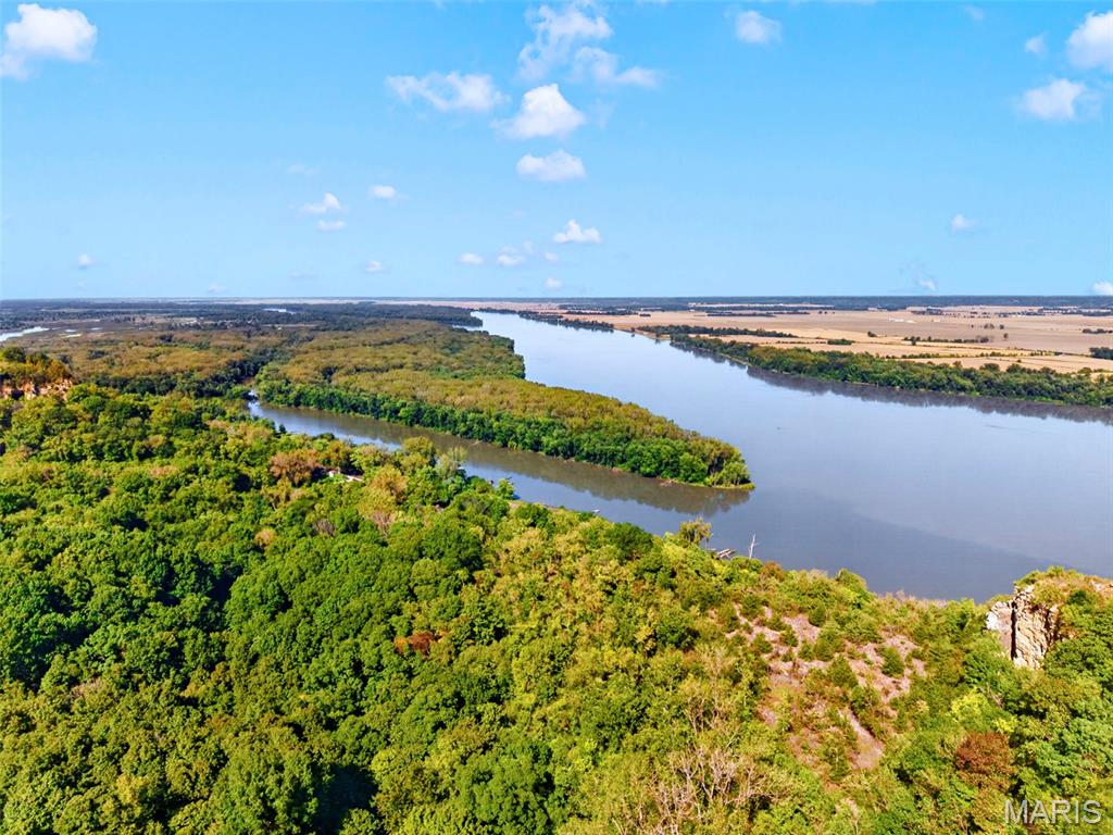 21724 Slate Ridge Lane, Louisiana, MO 63353 | Realty.com