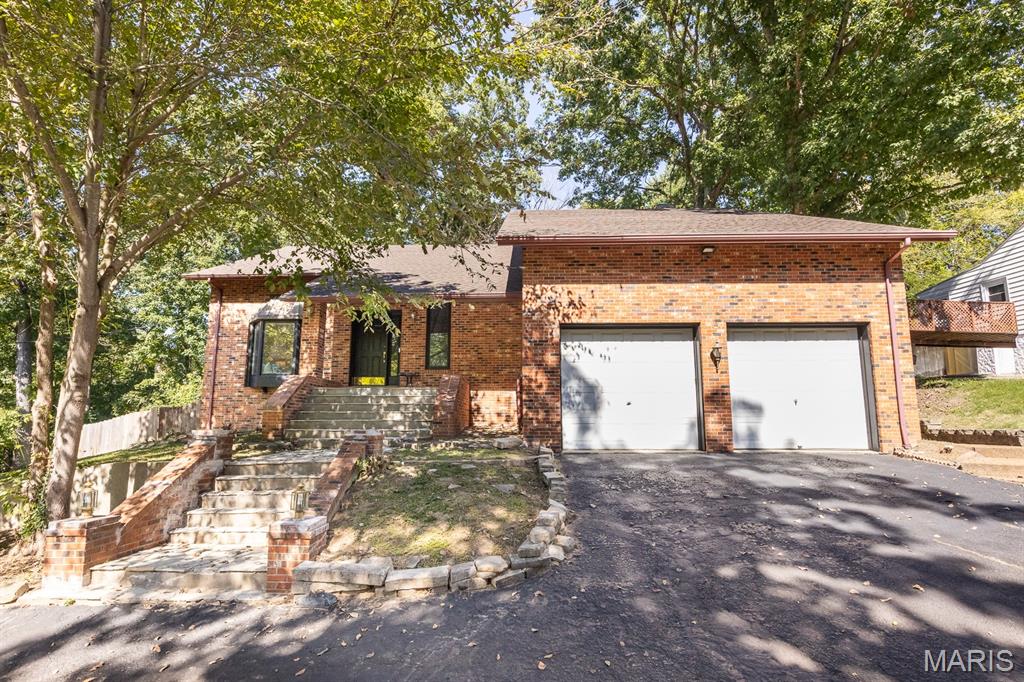 32 Windsor Drive — photo
