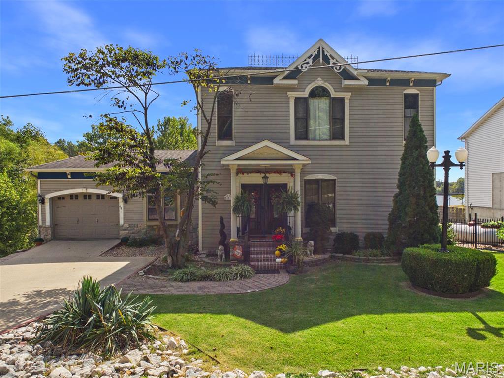 691 Bella Vista Drive — photo