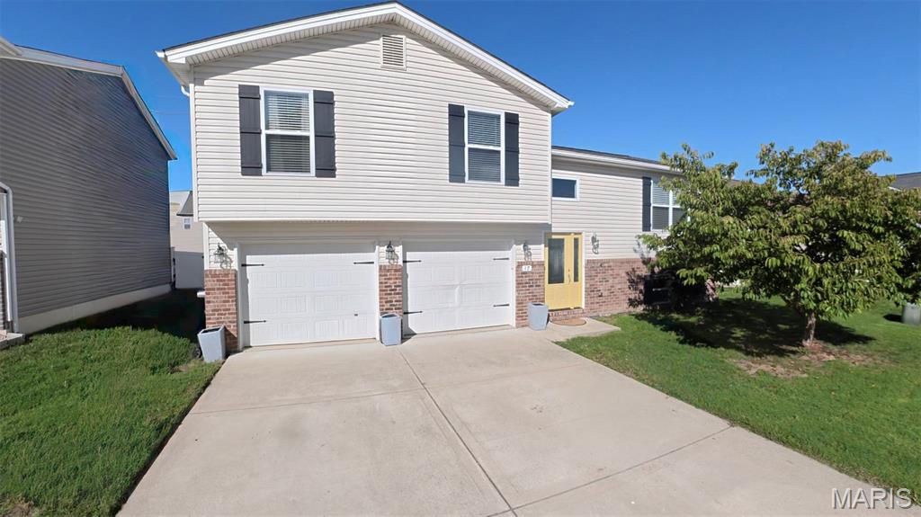 17 Faith Drive — photo