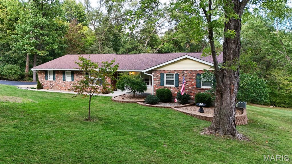 110 Summerset Lane — photo